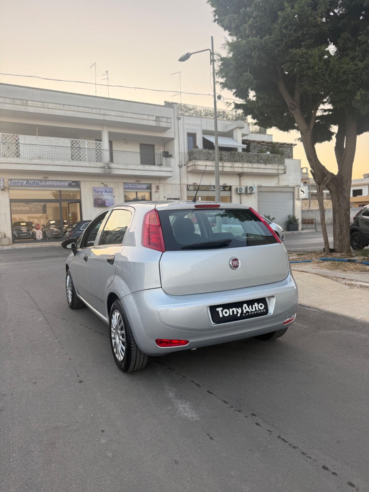 Fiat Punto 5p 1.2 Active CON GPL DI SERIE DALLA CASA MADRE, CLIMA,USB, LETTORE MP3,START & STOP