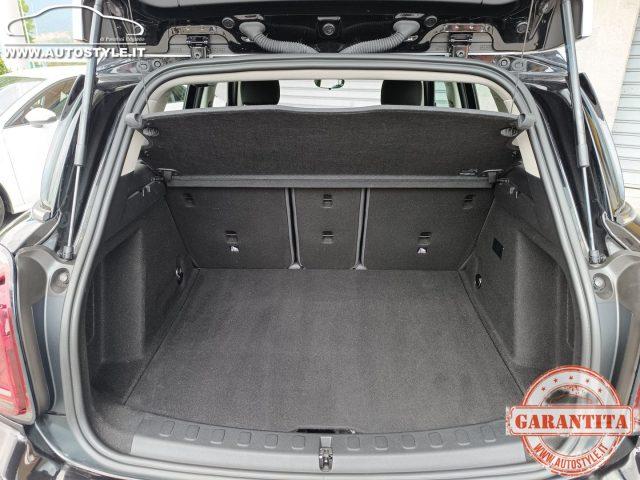 MINI Countryman Cooper SE 1.5 ALL4 STEPTRONIC Essential