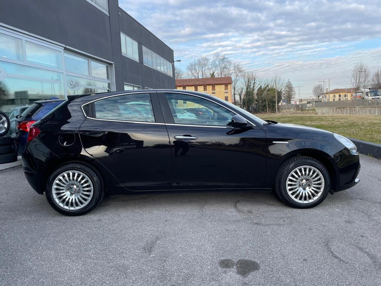 Alfa Romeo Giulietta 1.4 Turbo 120 CV Neopatentati