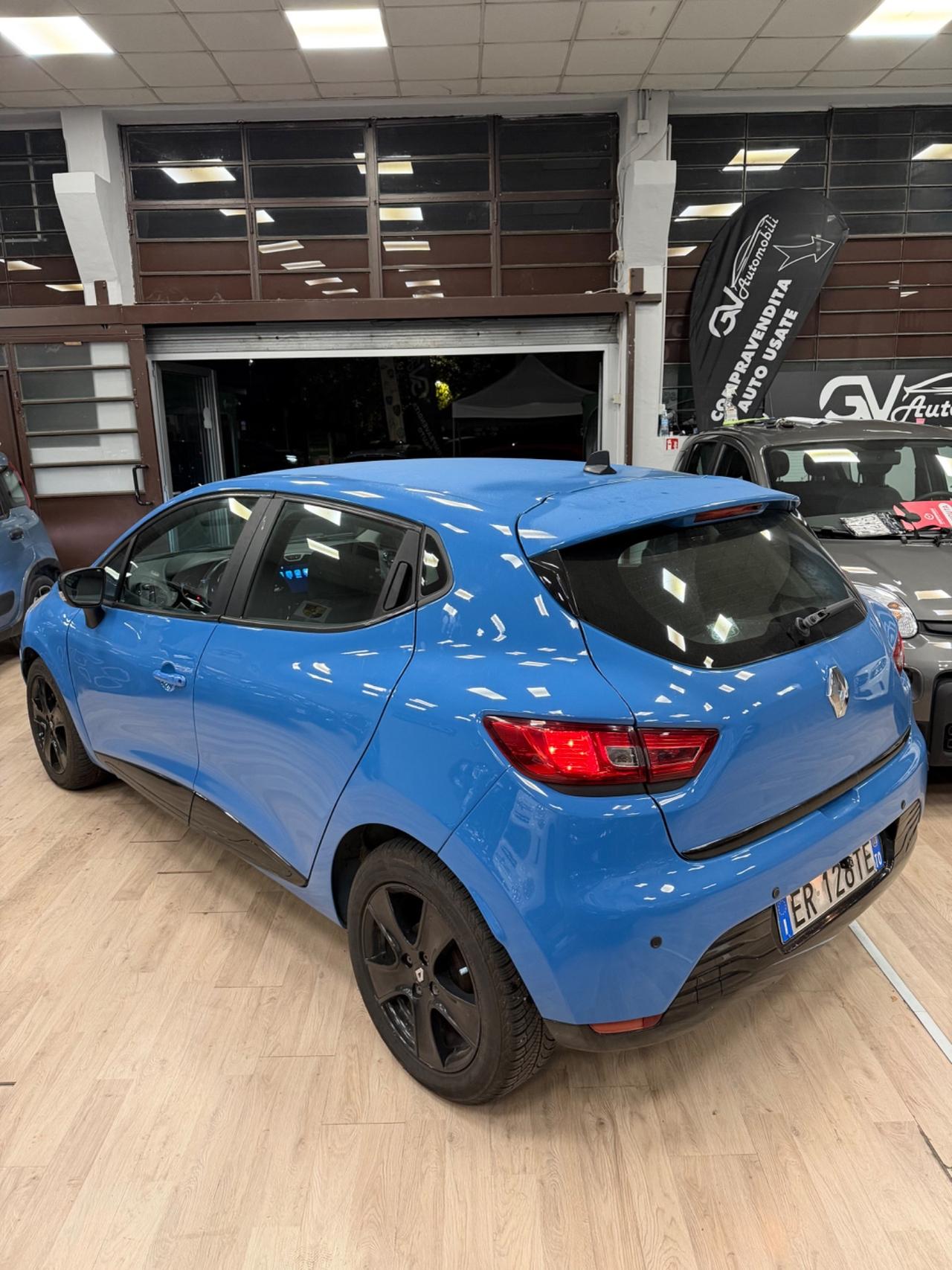 Renault Clio 1.2 75CV 5 porte Wave
