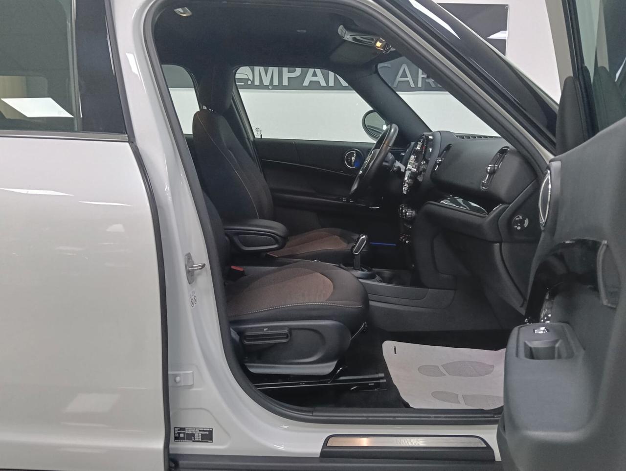 Mini Cooper D Countryman 2.0 Essential