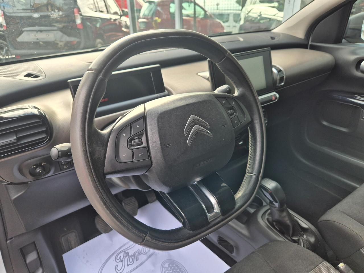 Citroen C4 Cactus BlueHDi 100 Shine
