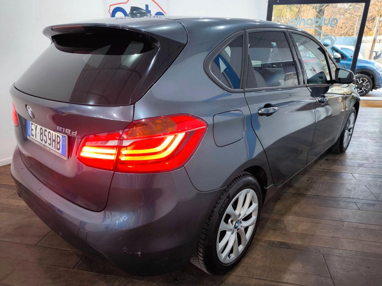 Bmw 2er Active Tourer 218d Luxury