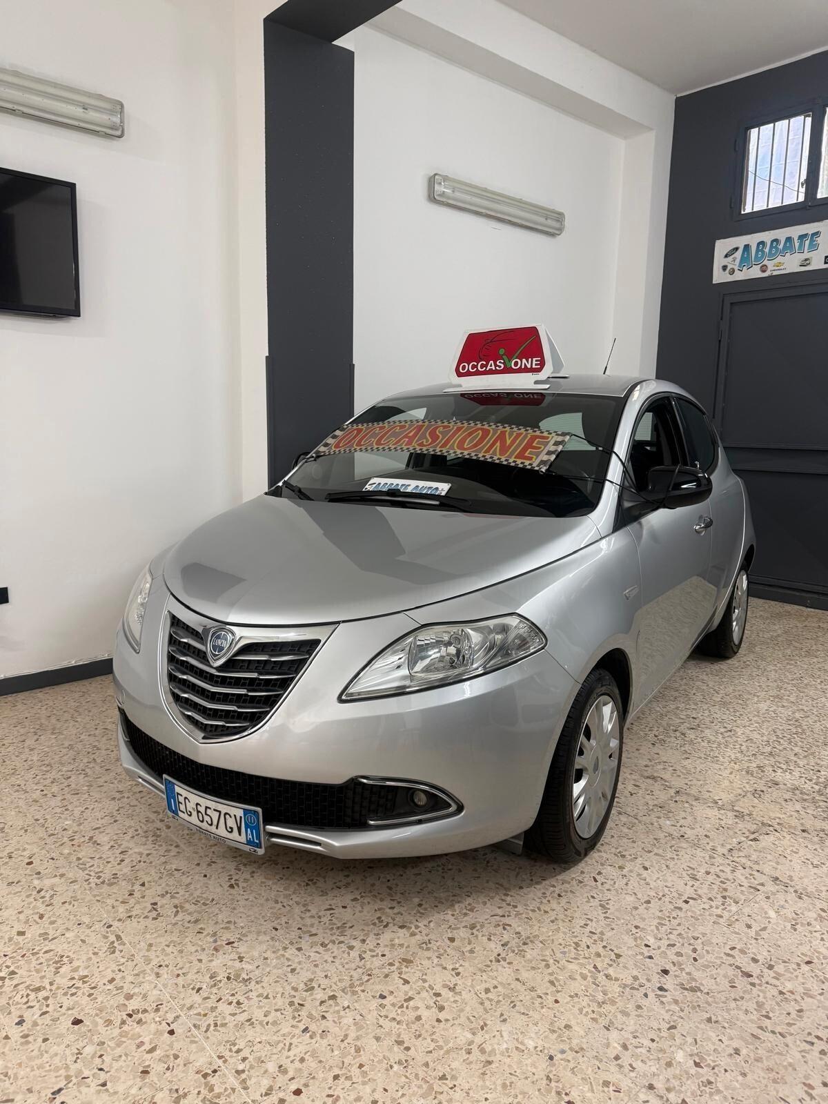 Lancia Ypsilon 1.2 69 CV 5 porte GPL Ecochic Platinum
