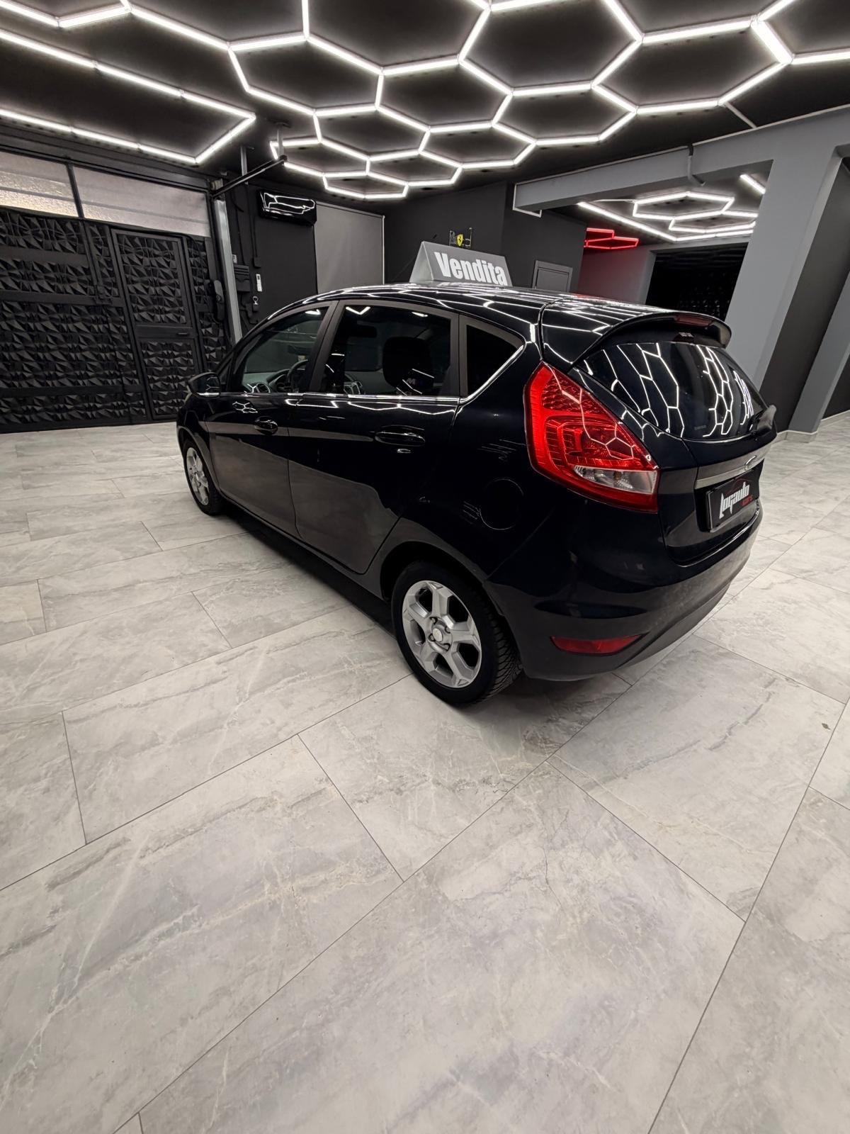 Ford Fiesta 1.4 3 porte Bz.- GPL Titanium