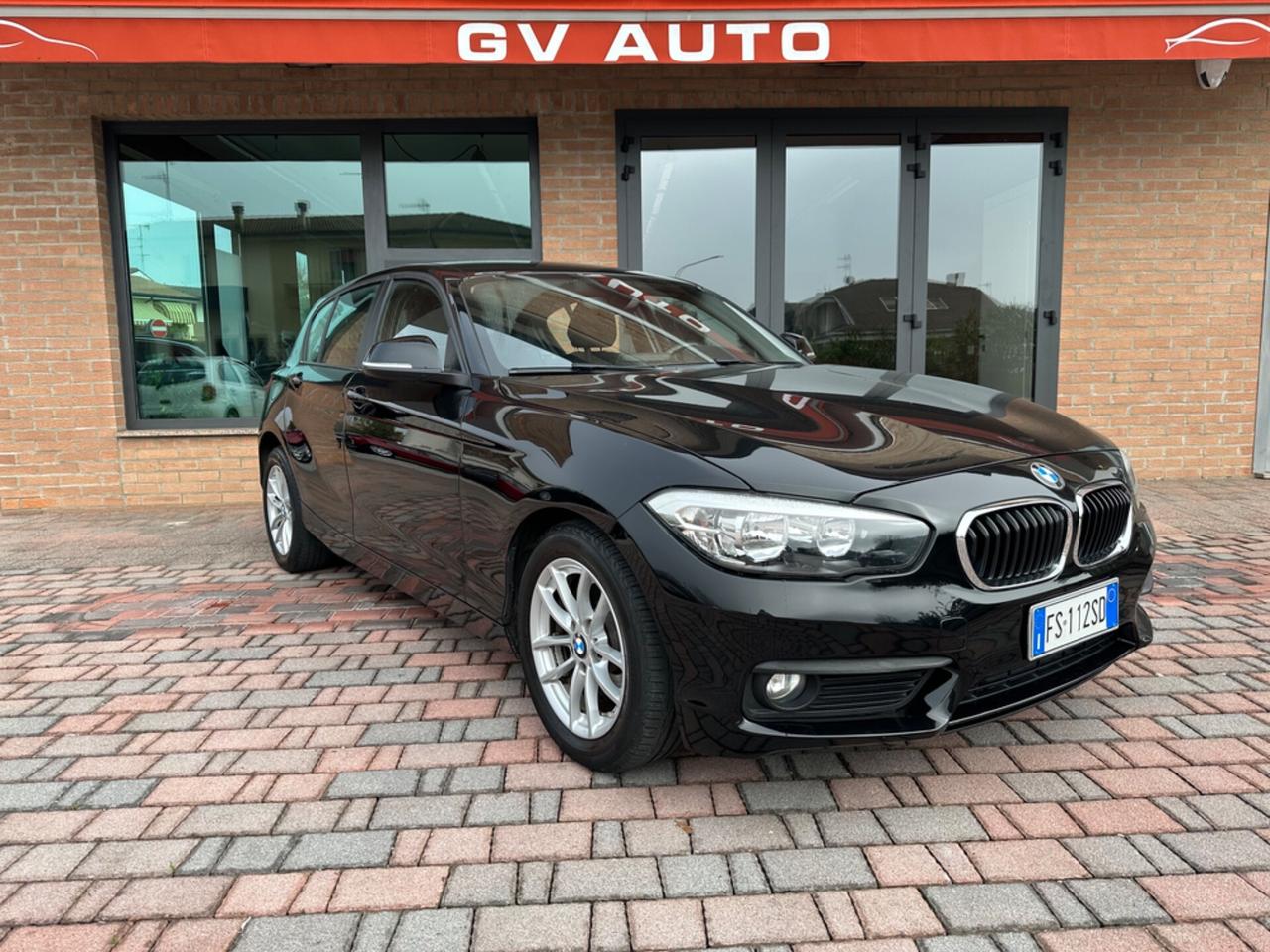 Bmw 116d 5p. Urban