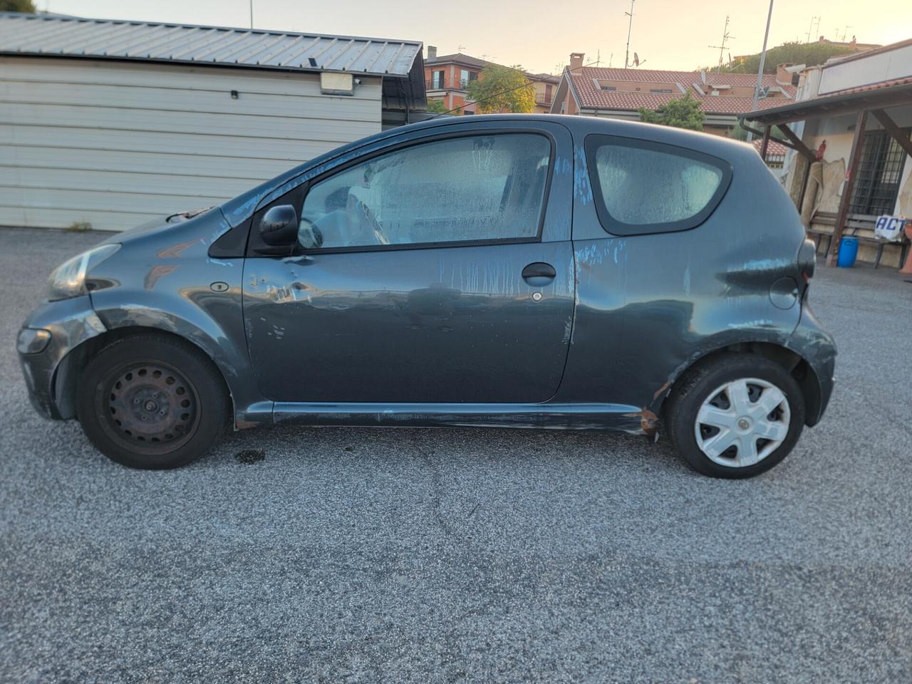 Toyota Aygo 1.0 12V VVT-i 3 porte INCIDENTATA
