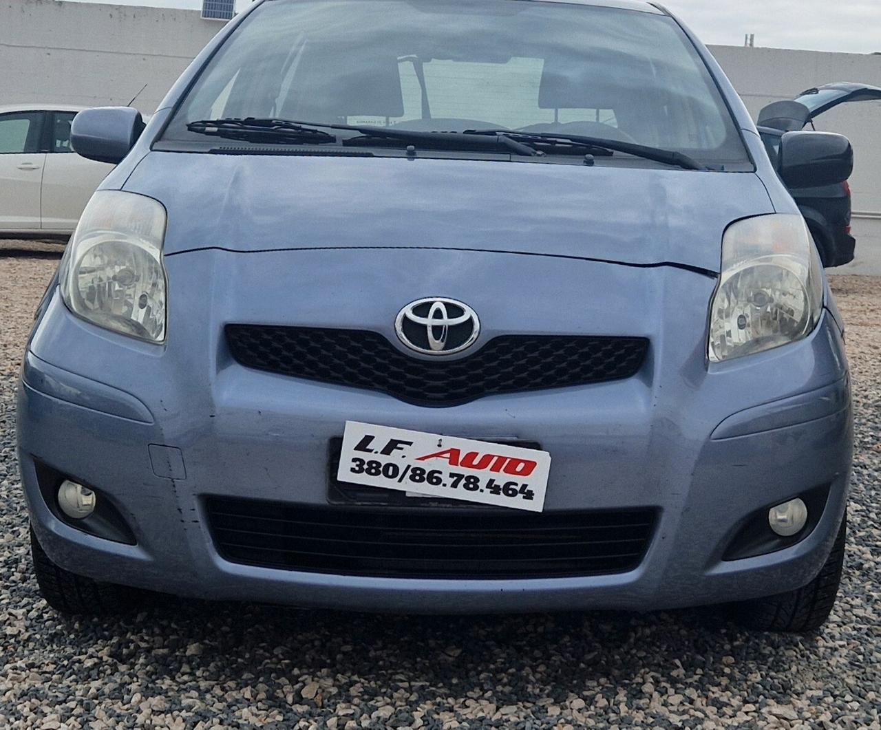Toyota Yaris 1.0 5 porte Now