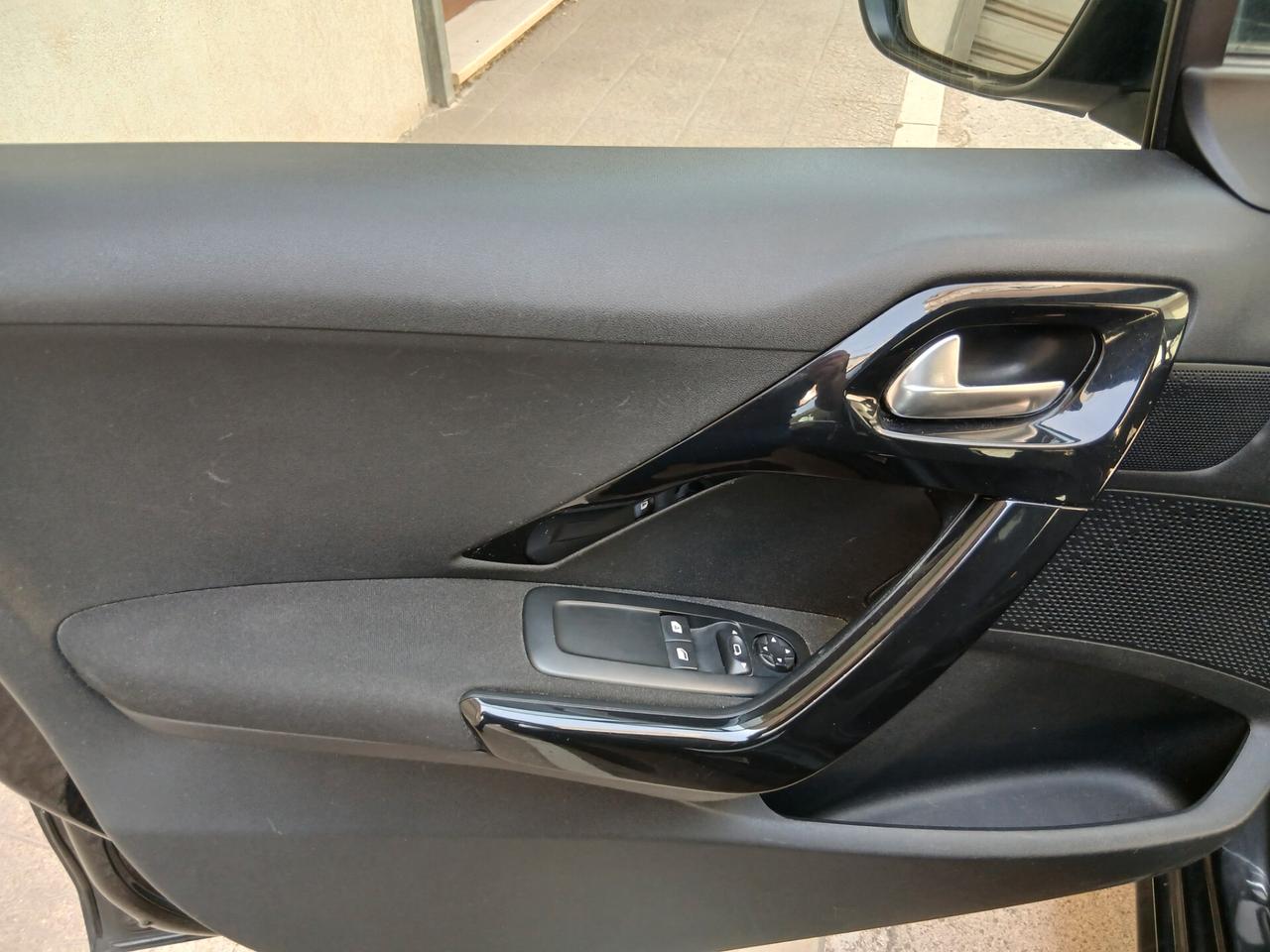 Peugeot 208 1.0 VTi 68 CV 5 porte Active