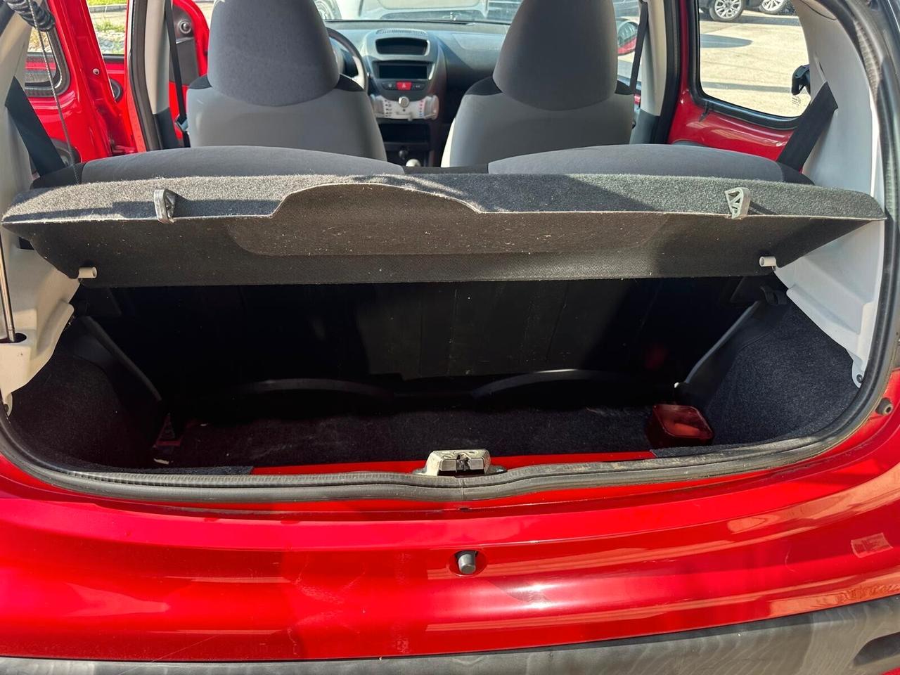 Citroen C1 1.0 5 porte Vanity Fair 10 NEOPATENTATI