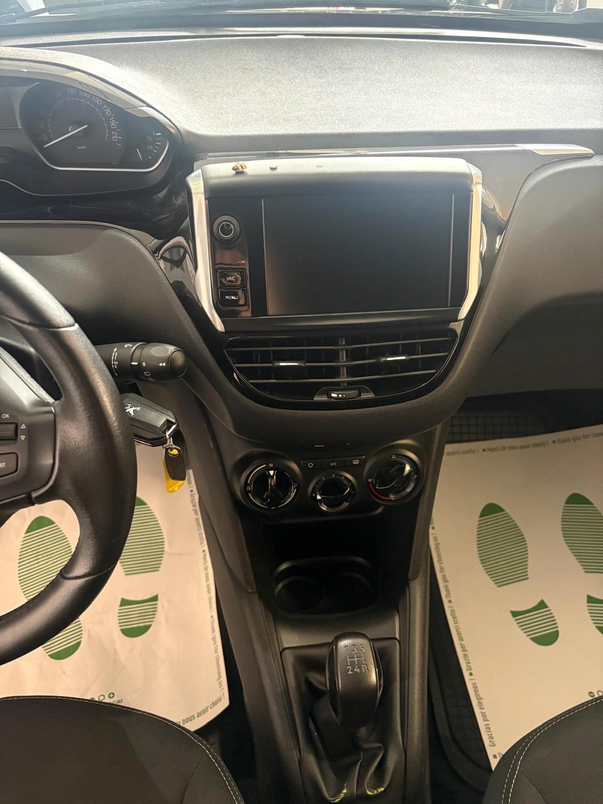 Peugeot 208 PureTech 82 5p. GPL Active