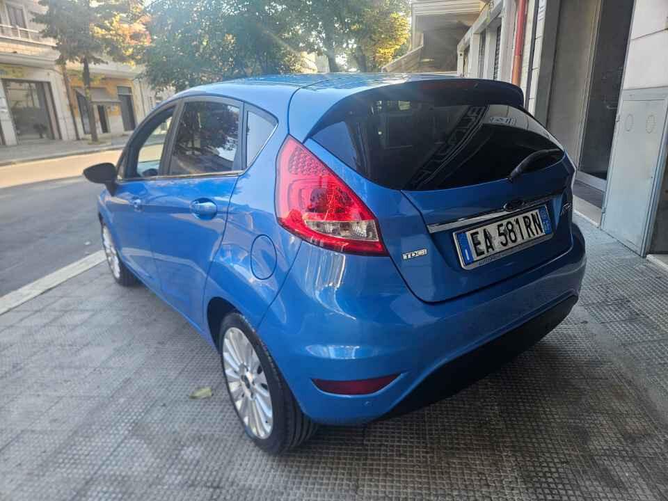 Ford Fiesta 1.4 TDCi 5p. Titanium" KM 95.000 NUOVA"