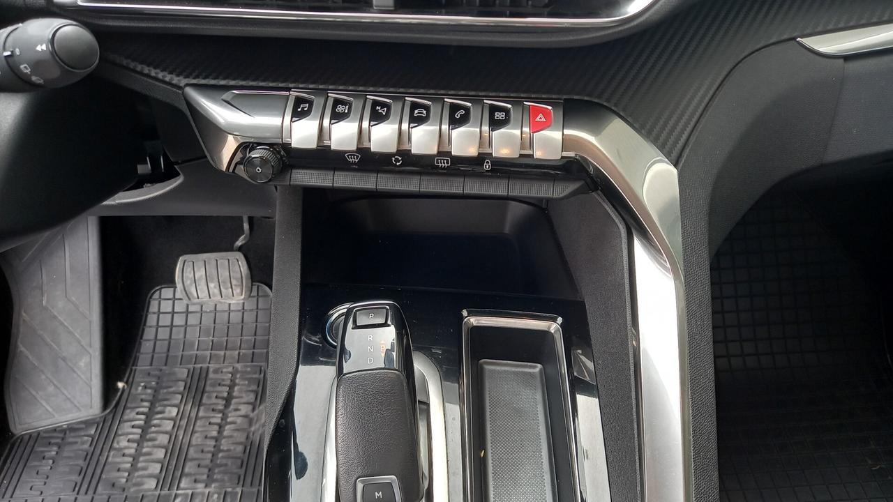 Peugeot 3008 BlueHDi 130 S&S EAT8 Active Pack N1 AUTOCARRO 5 POSTI