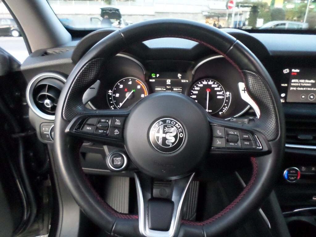 Alfa Romeo Stelvio 2.2 Turbodiesel 160 CV AT8 RWD Rosso Edizione