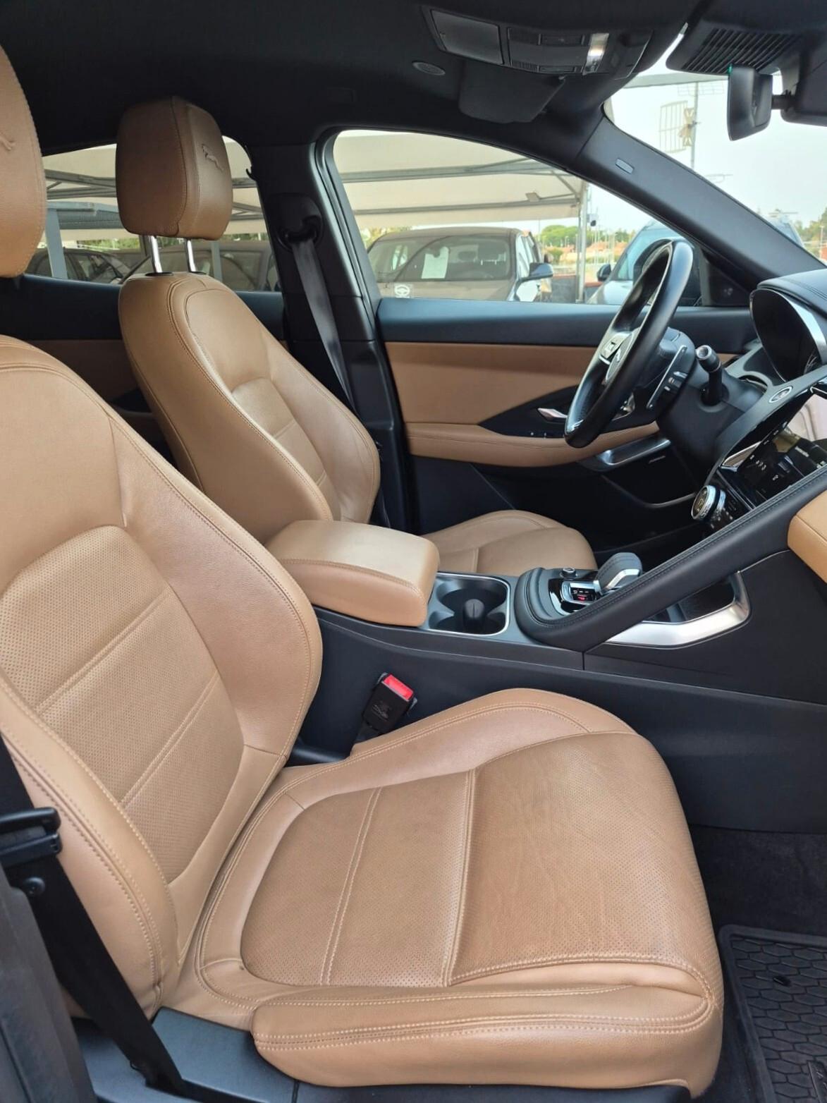 Jaguar E-Pace 2.0D I4 163 CV R-Dynamic S