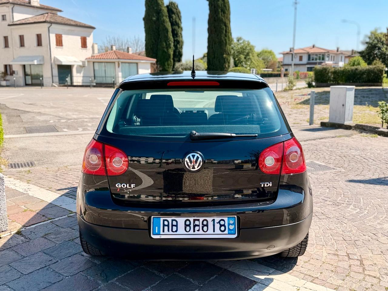 Volkswagen Golf Var. 1.9 TDI DPF Sportline