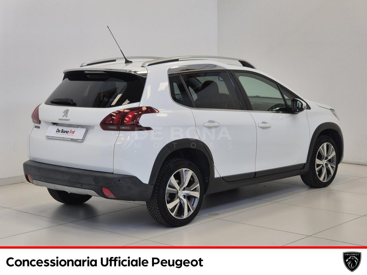 Peugeot 2008 1.6 bluehdi black matt 100cv my17