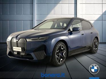 BMW iX 50 pacchetto sportivo xDrive