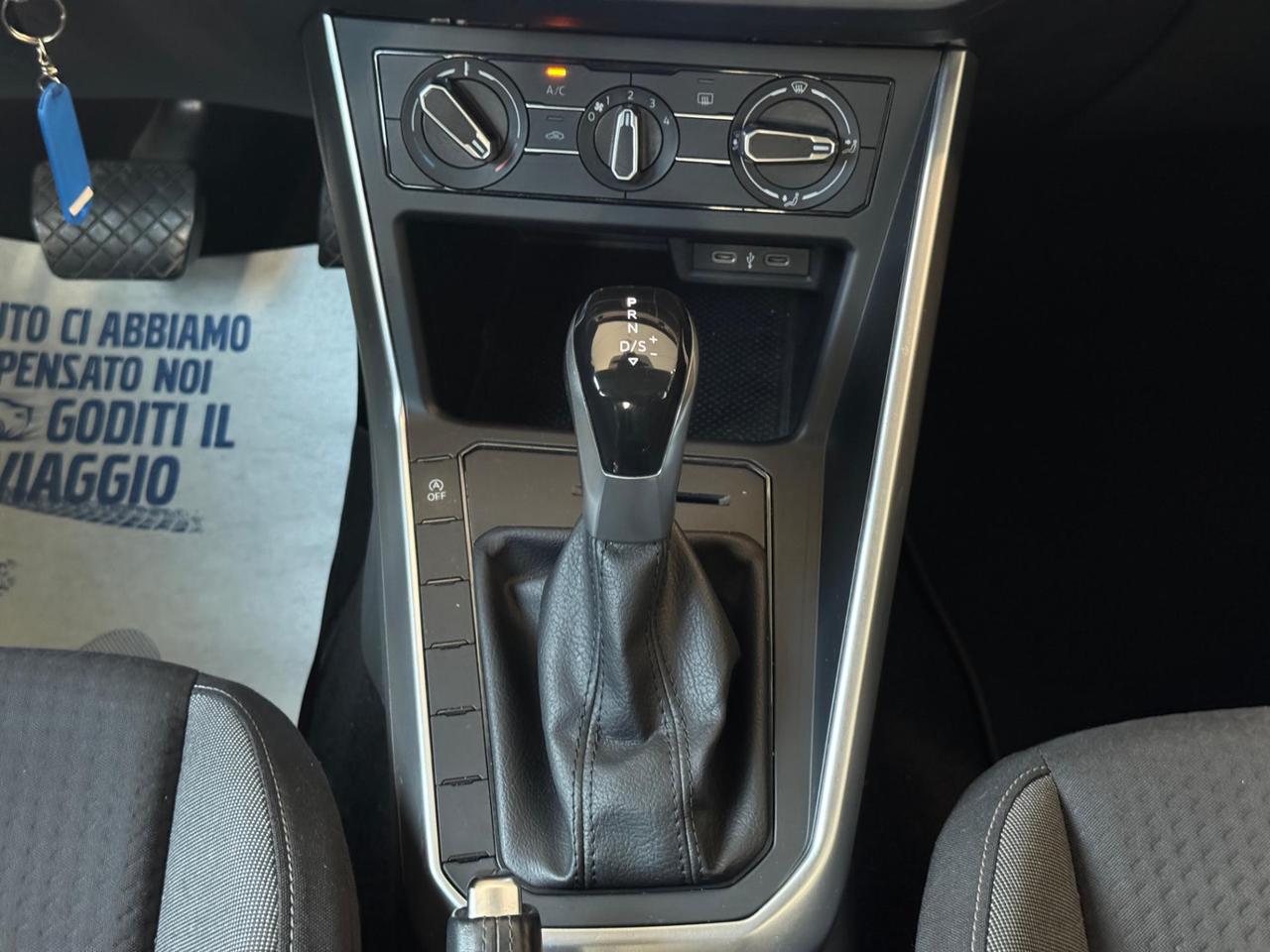 Volkswagen Taigo 1.0 tsi Life 110cv DSG CARPLAY