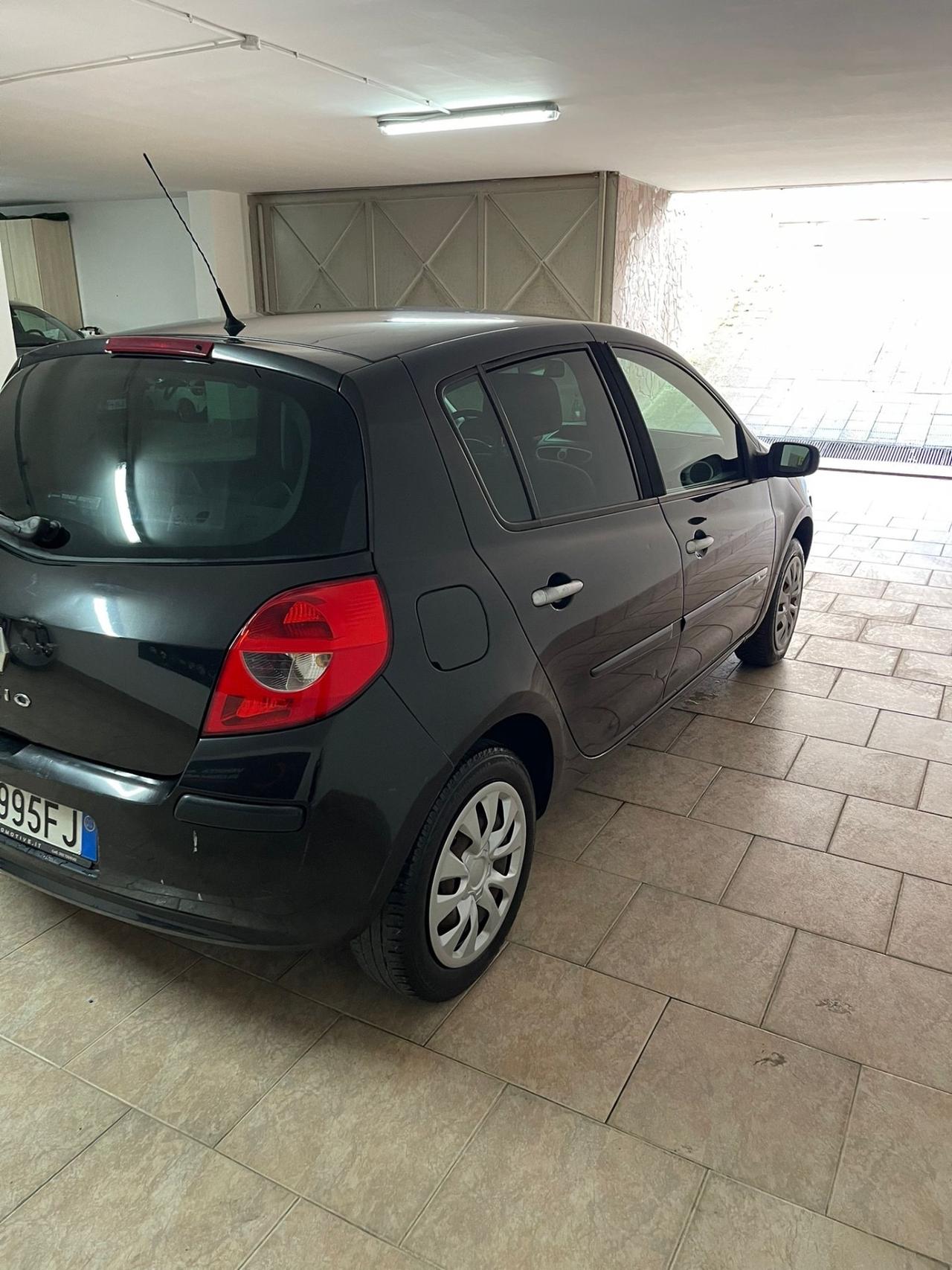 Renault Clio 1.2 16V 5 porte Rip Curl