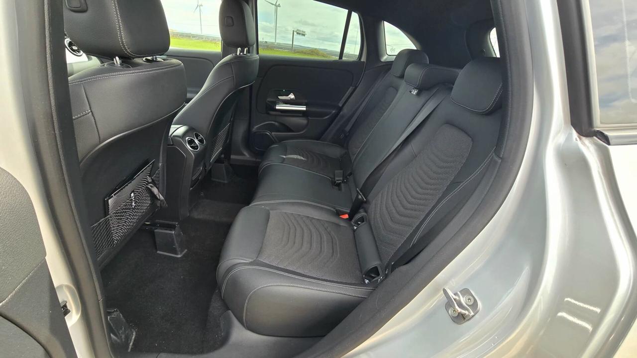 MERCEDES GLA 220d 190cv 4MATIC NIGHT EDITION