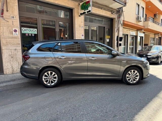 Fiat Tipo 1.3 Mjt S&S SW Lounge