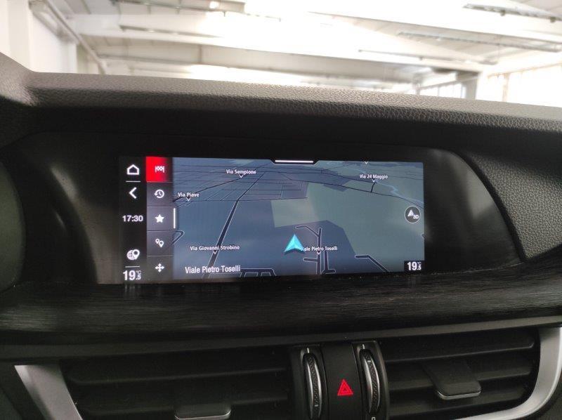 ALFA ROMEO Stelvio - Stelvio 2.2 Turbodiesel 190 CV AT8 Q4 Business