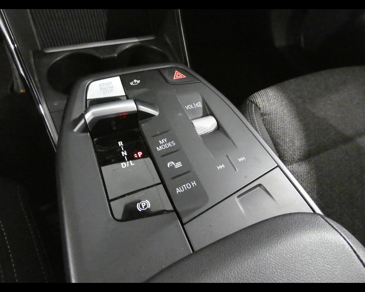 BMW Serie 2 A.T. (U06) - 218d Active Tourer