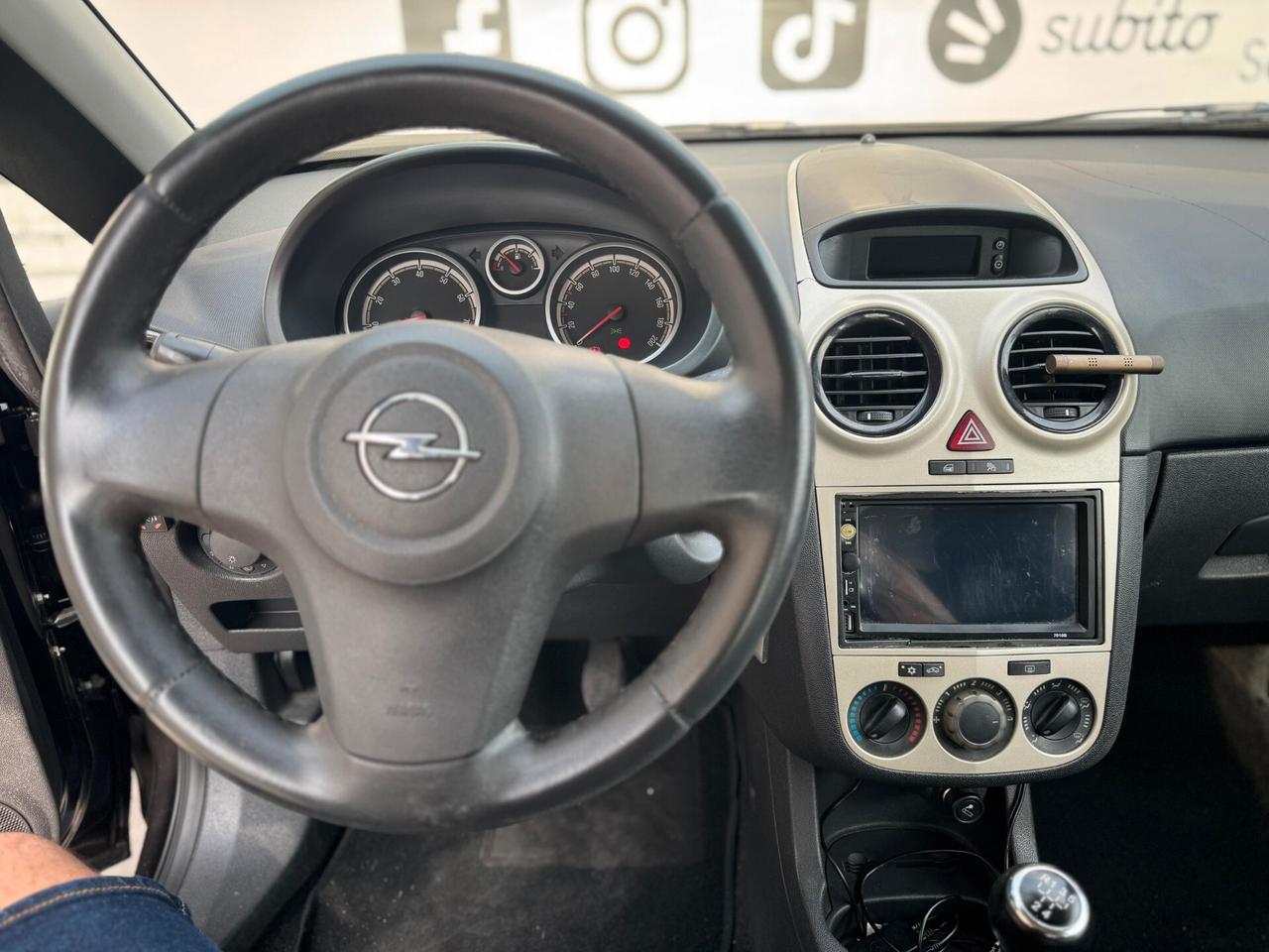 Opel Corsa Opel Corsa 1.2 Gpl
