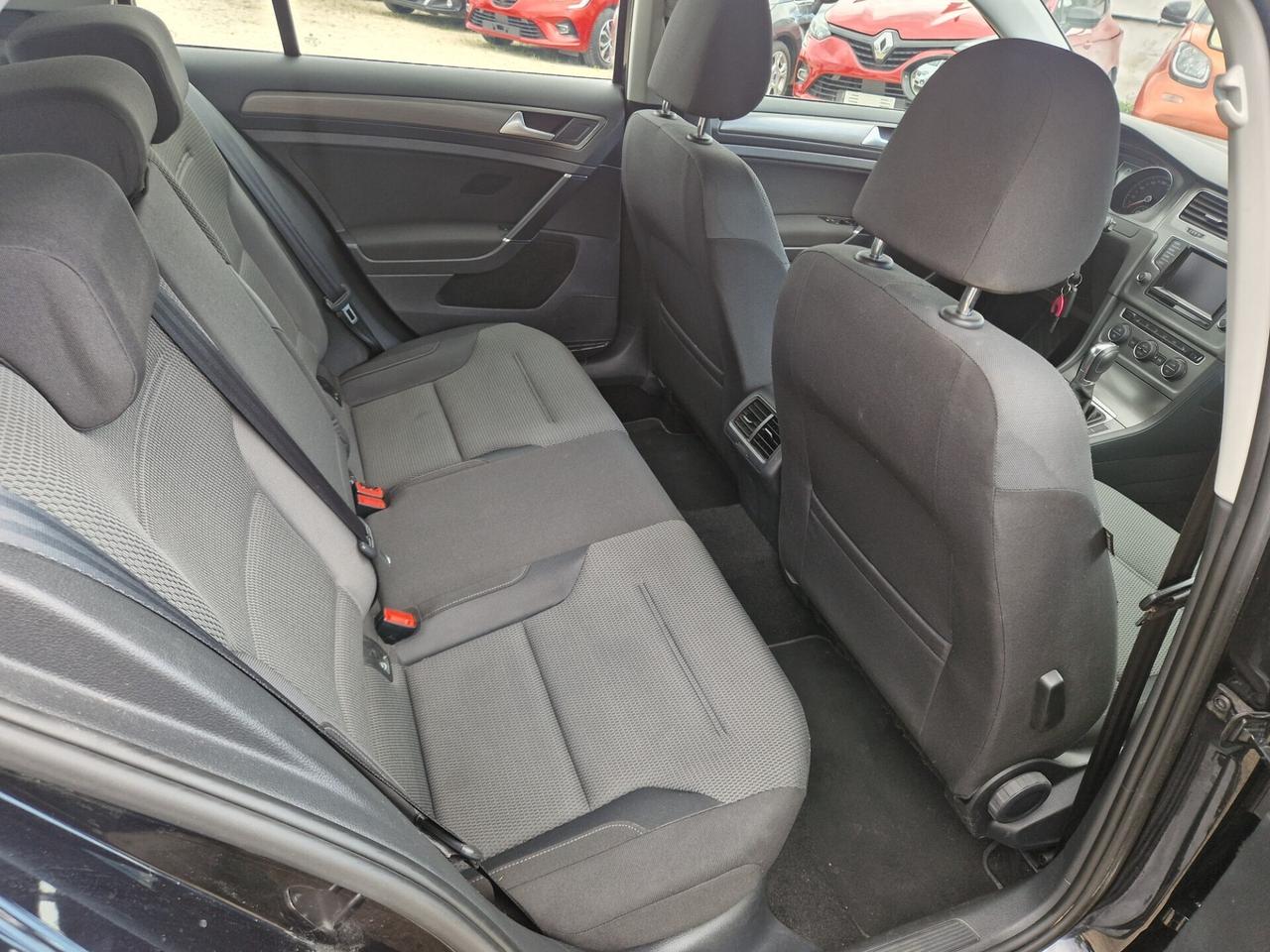 Volkswagen Golf 2.0 TDI DSG - 2014