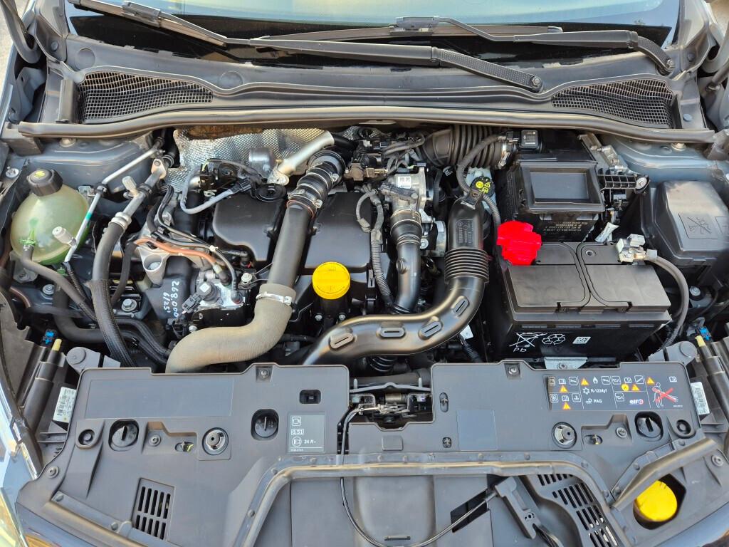 Renault Clio 1.5 dCi MOSCHINO FULL LED NAVI CAMERA