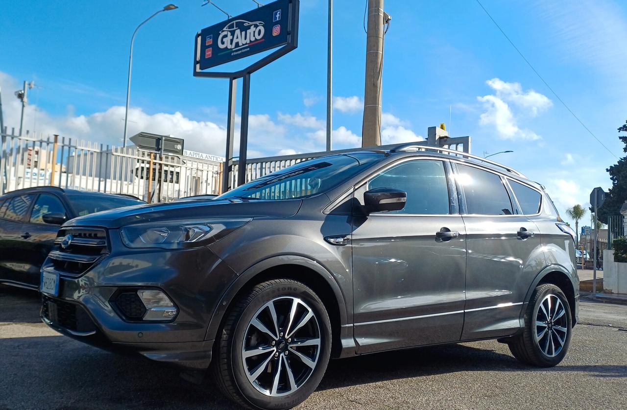 Ford Kuga 1.5 TDCI 120 CV S&S 2WD ST-Line