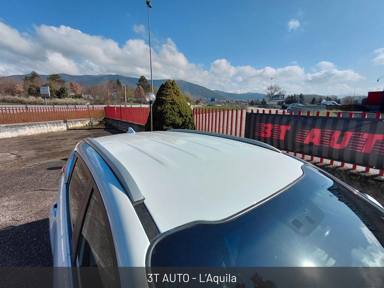 Kia Sportage 1.7 CRDI VGT 2WD high tech