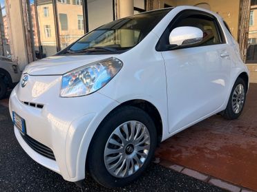 Toyota iQ 1.0 CVT Trend