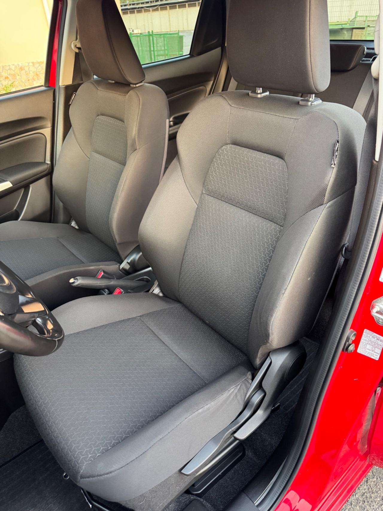 Suzuki Swift 1.2 Hybrid FARI FULL LED/UNICO PROPRIETARIO