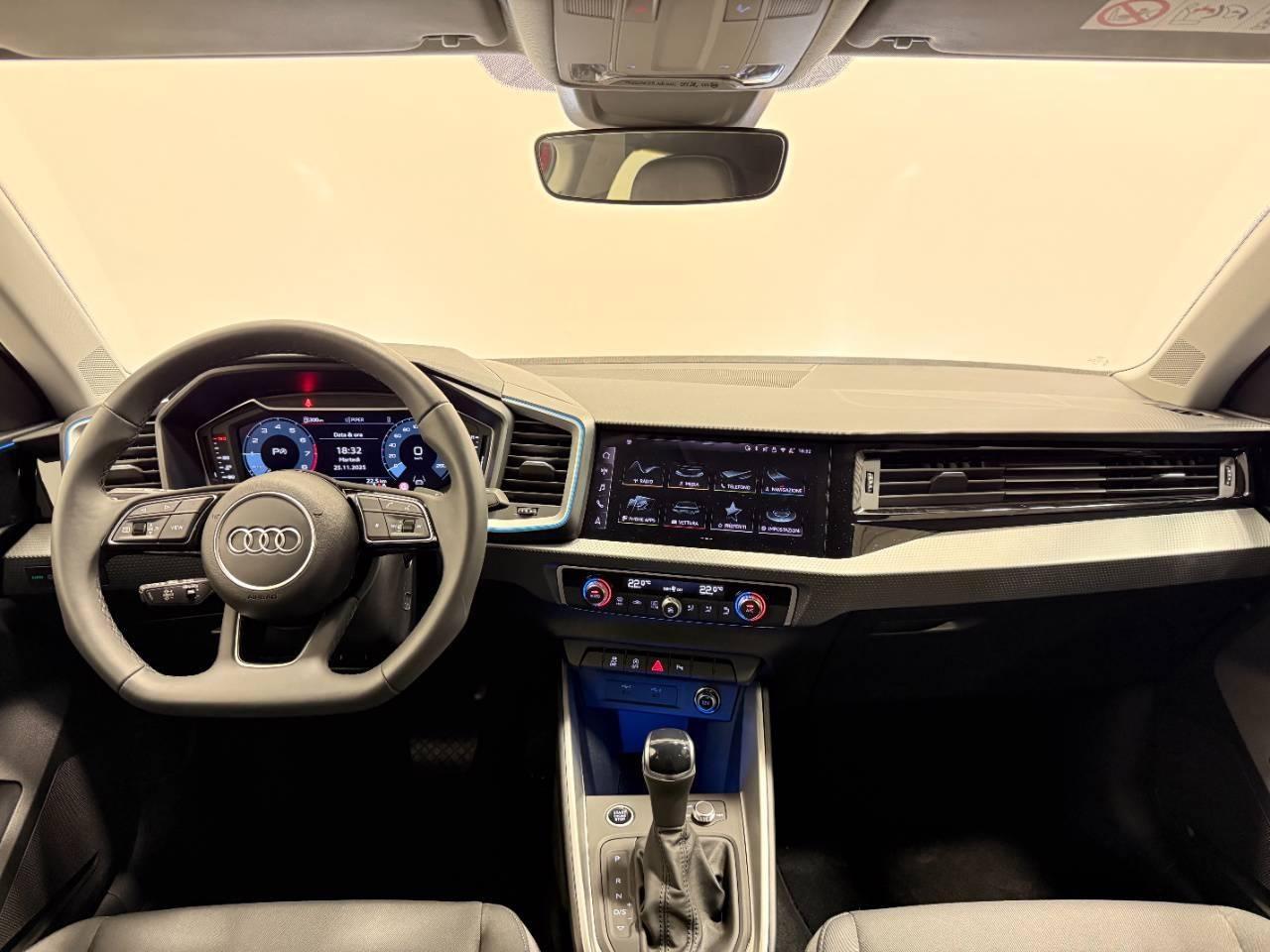 AUDI A1 ALLSTREET 30 TFSI S-TRONIC IDENTITY CONTRAST