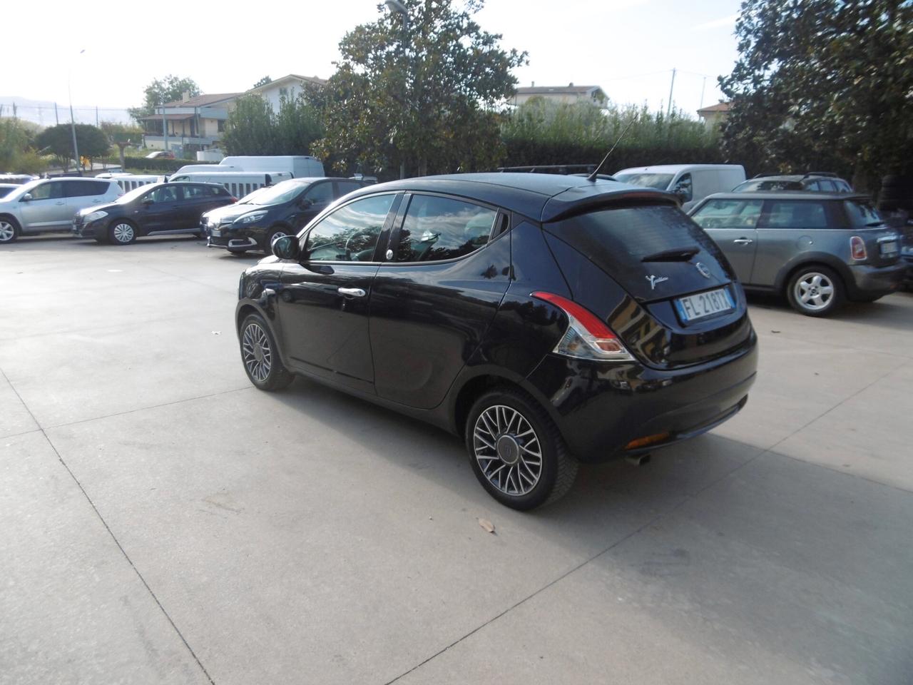 Lancia Ypsilon 1.2 69 CV 5 porte GPL Ecochic Gold