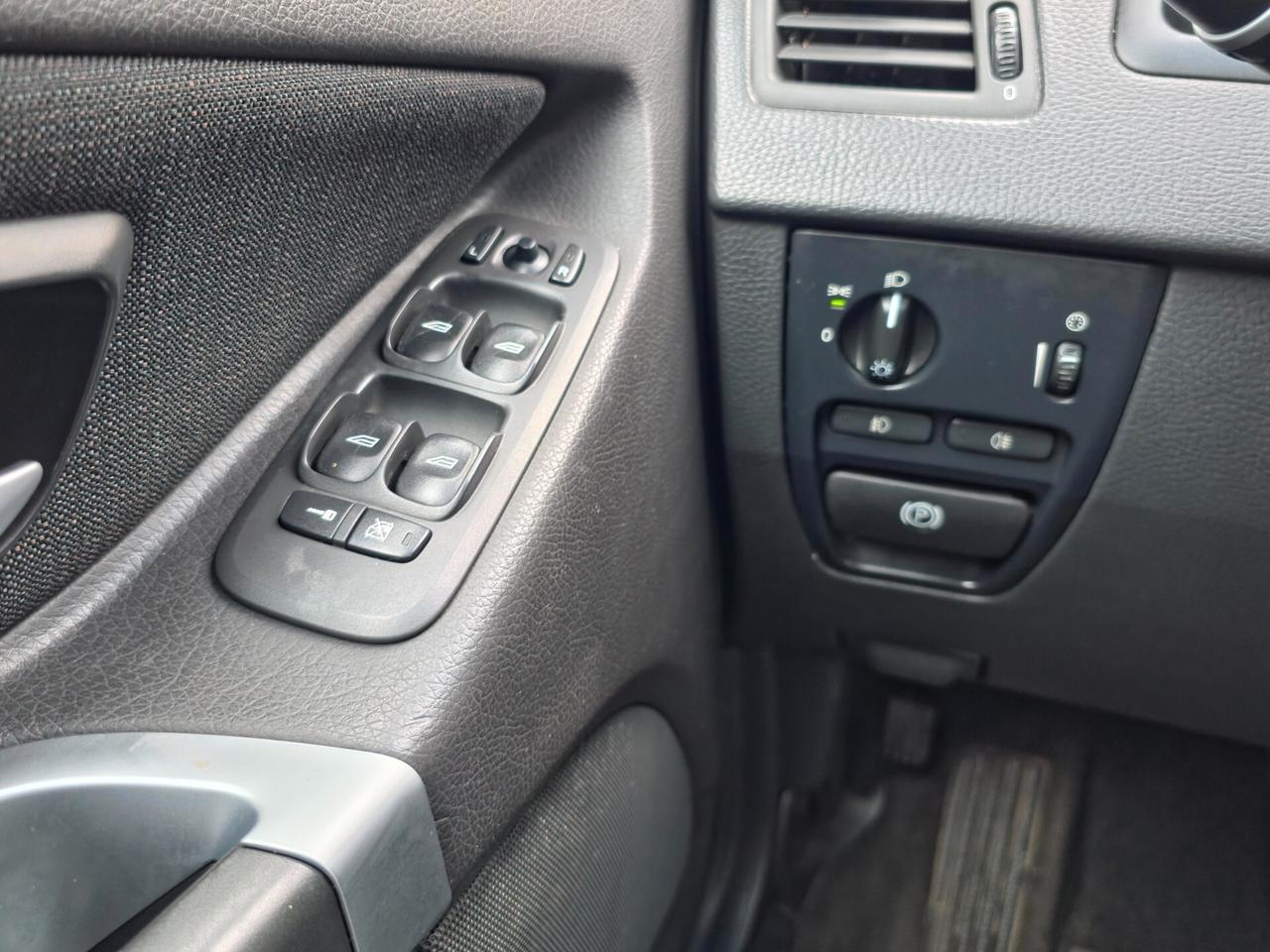 Volvo XC 90 XC90 D5 AWD Geartronic Executive 2010-E4 Automatico 7Posti