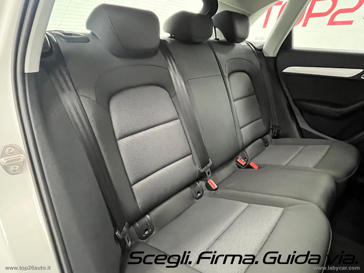 AUDI Q3 2.0 TDI 120CV EU6 Business