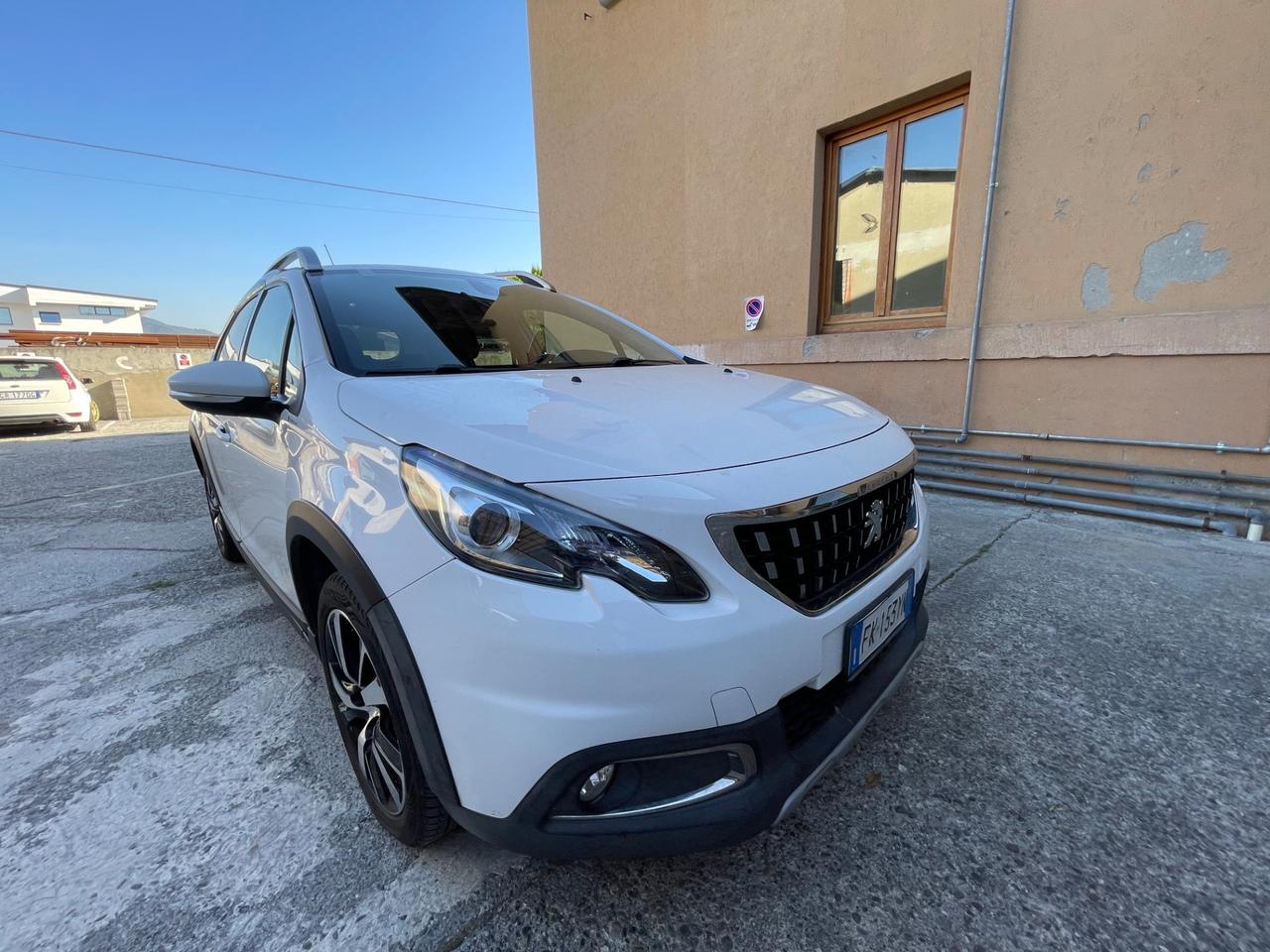 Peugeot 2008 BlueHDi 120 S&S Allure