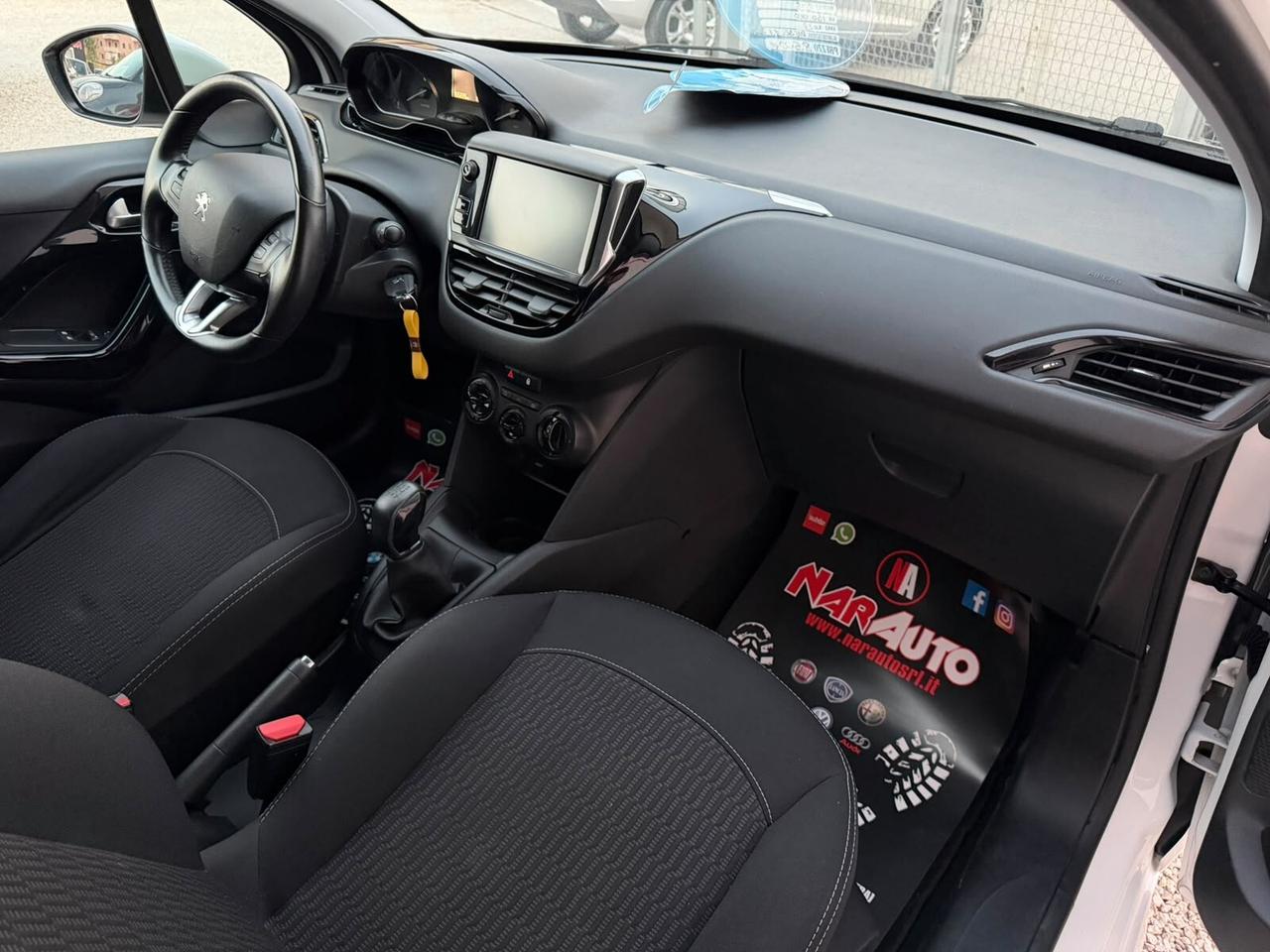 Peugeot 208 Allure AUTOCARRO 5 POSTI