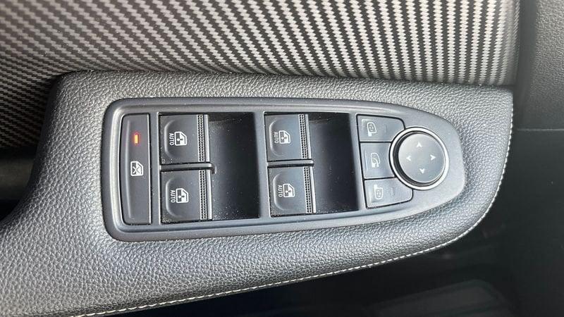 Renault Clio 5 Porte 1.6 E-Tech full hybrid 145cv E-Tech E