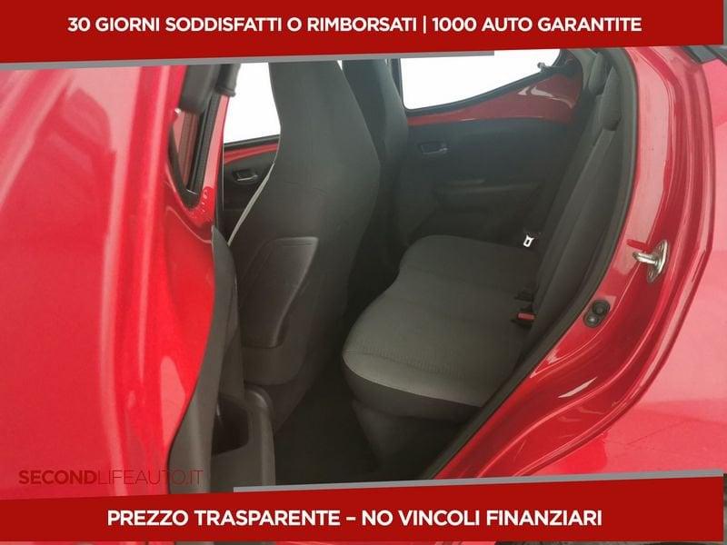 Toyota Aygo 5p 1.0 x-play m-mt 72cv