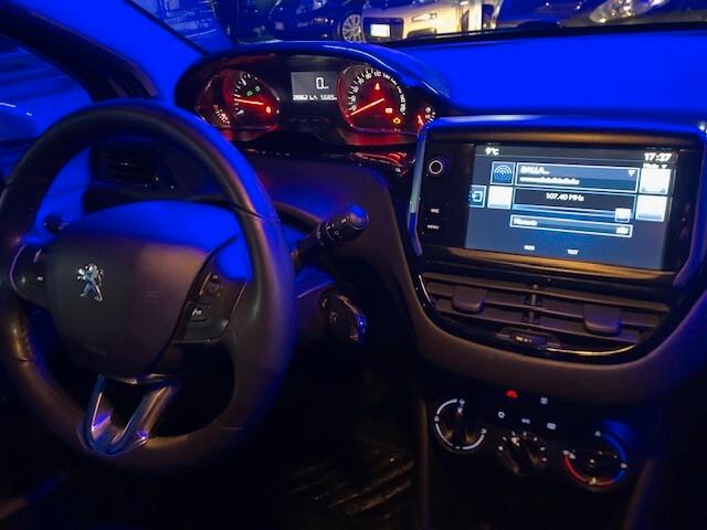 Peugeot 208 1.4 HDi 68 CV 5 porte Access