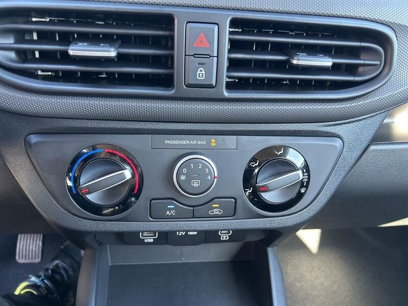 Hyundai i10 NUOVA PE MY25 5P 1.0 MT CONNECTLINE