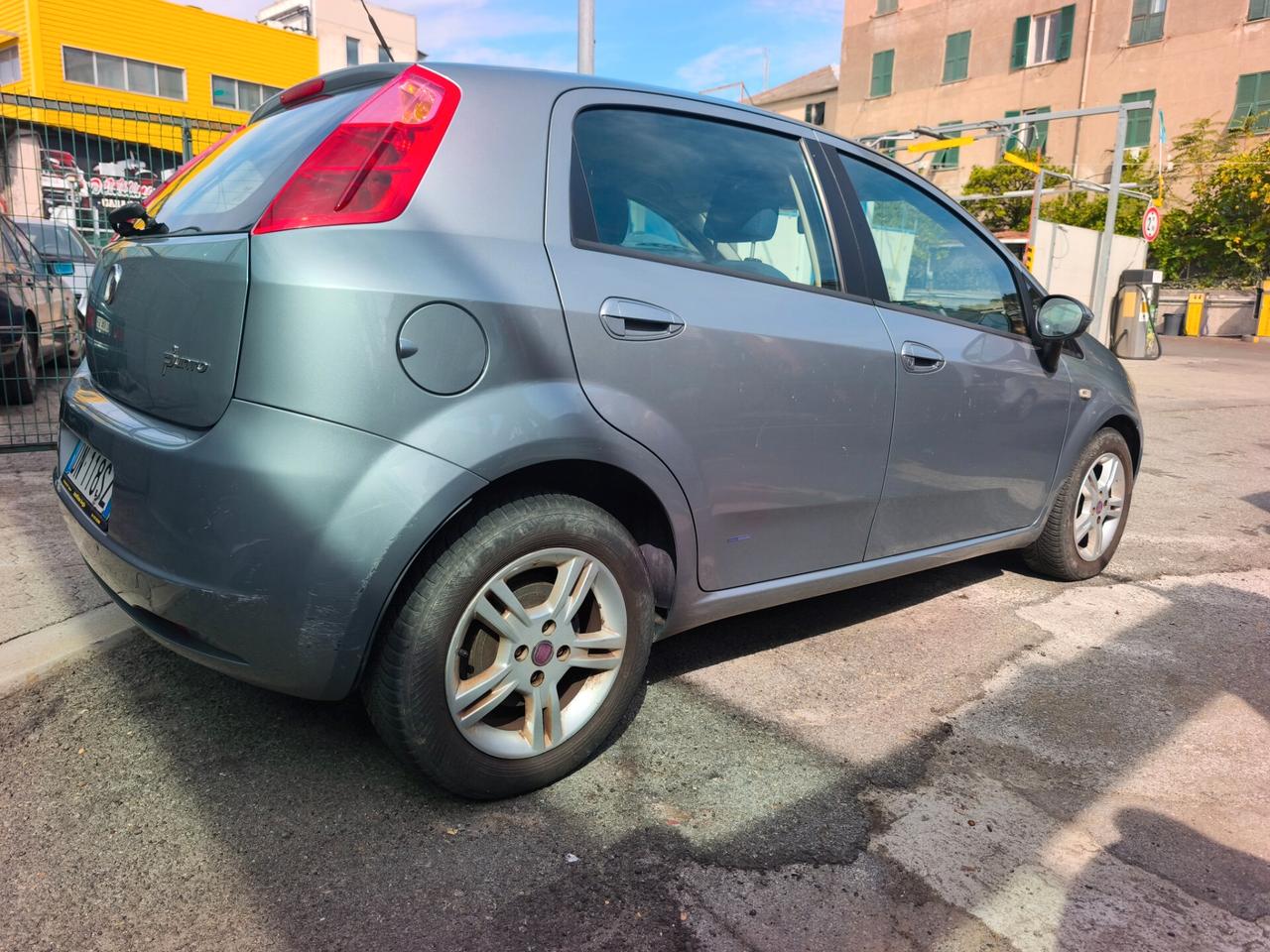 Fiat Grande Punto 1.3 ok neopatentati l'unico proprietario