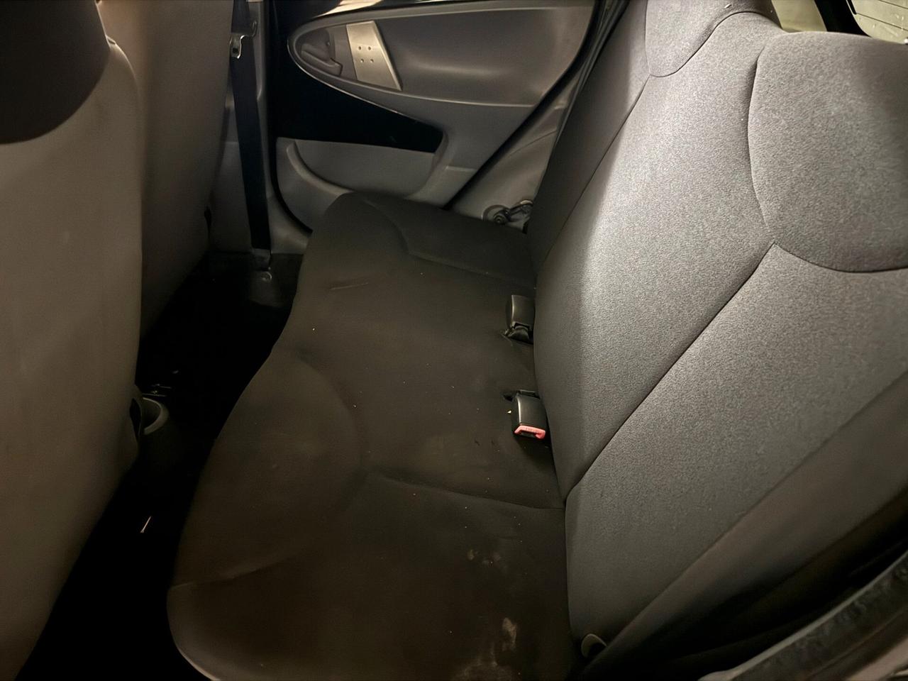 Toyota Aygo 1.0 12V VVT-i 5 porte Sol