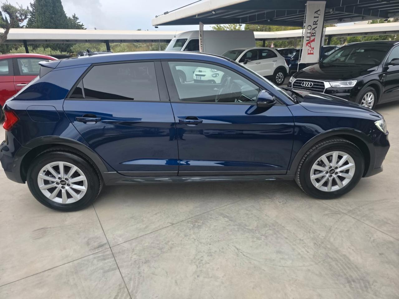 Audi A1 allstreet 30 TFSI S tronic Identity Contrast S.Line