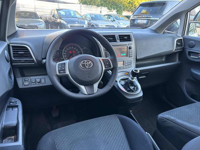 TOYOTA Verso-S 1.4D MT Style Navi, Tetto