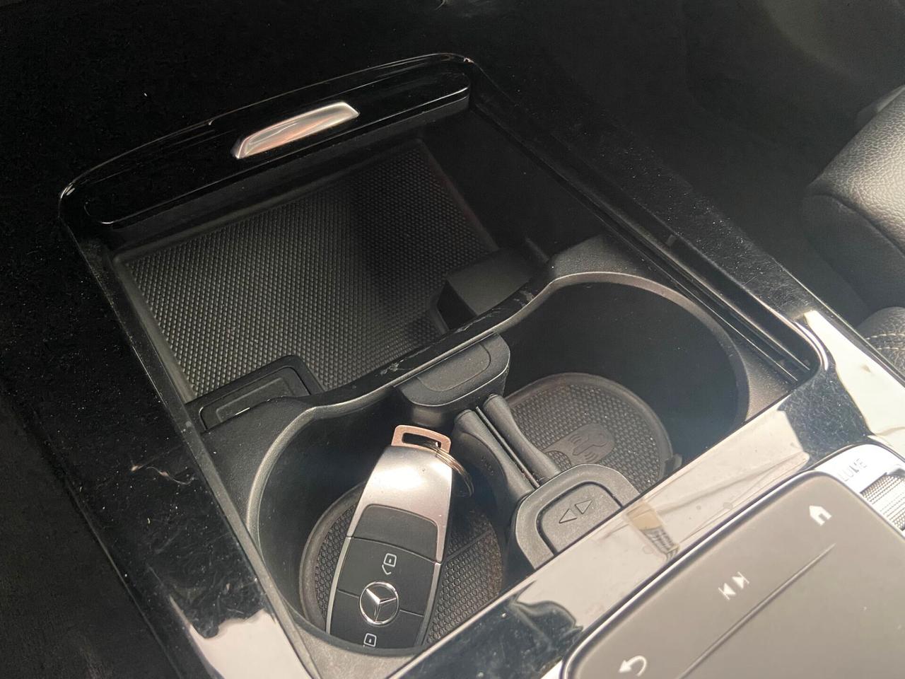 MERCEDES-BENZ A 180D AUTOMATIC SPORT